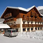 Cevedale Hotell 3*